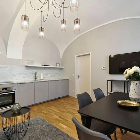 Vienne City Apartment Crown 6 エクステリア 写真