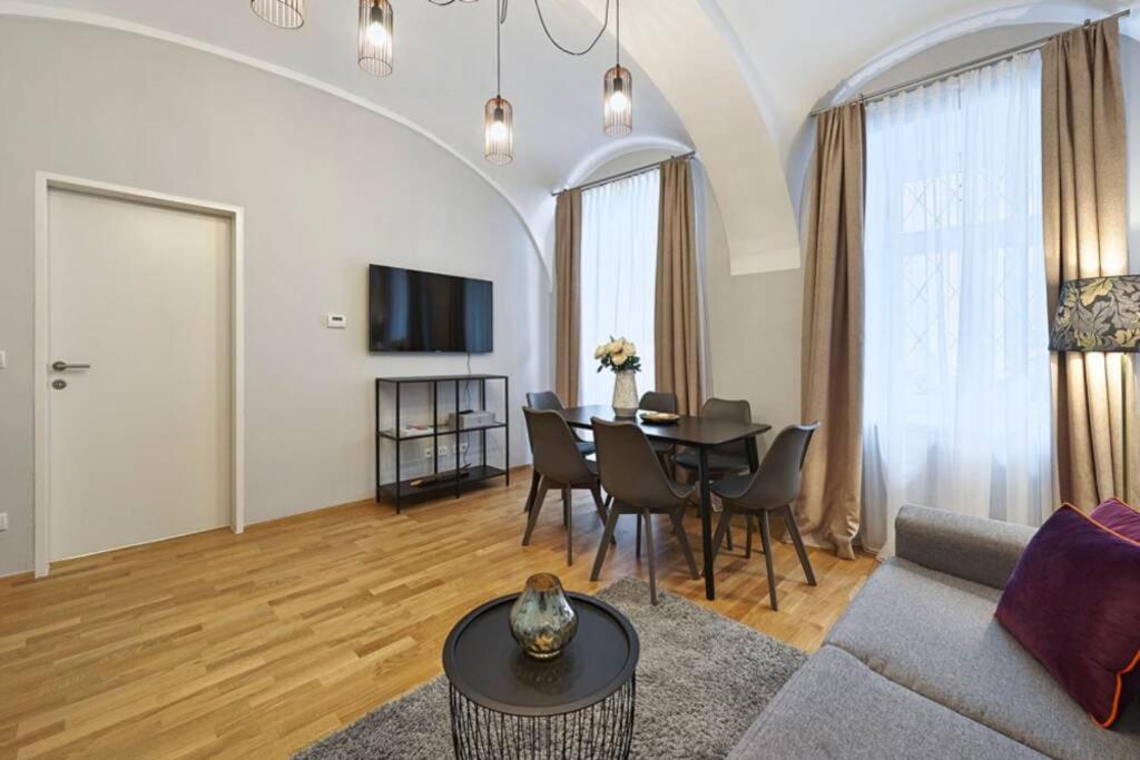 Vienne City Apartment Crown 6 エクステリア 写真